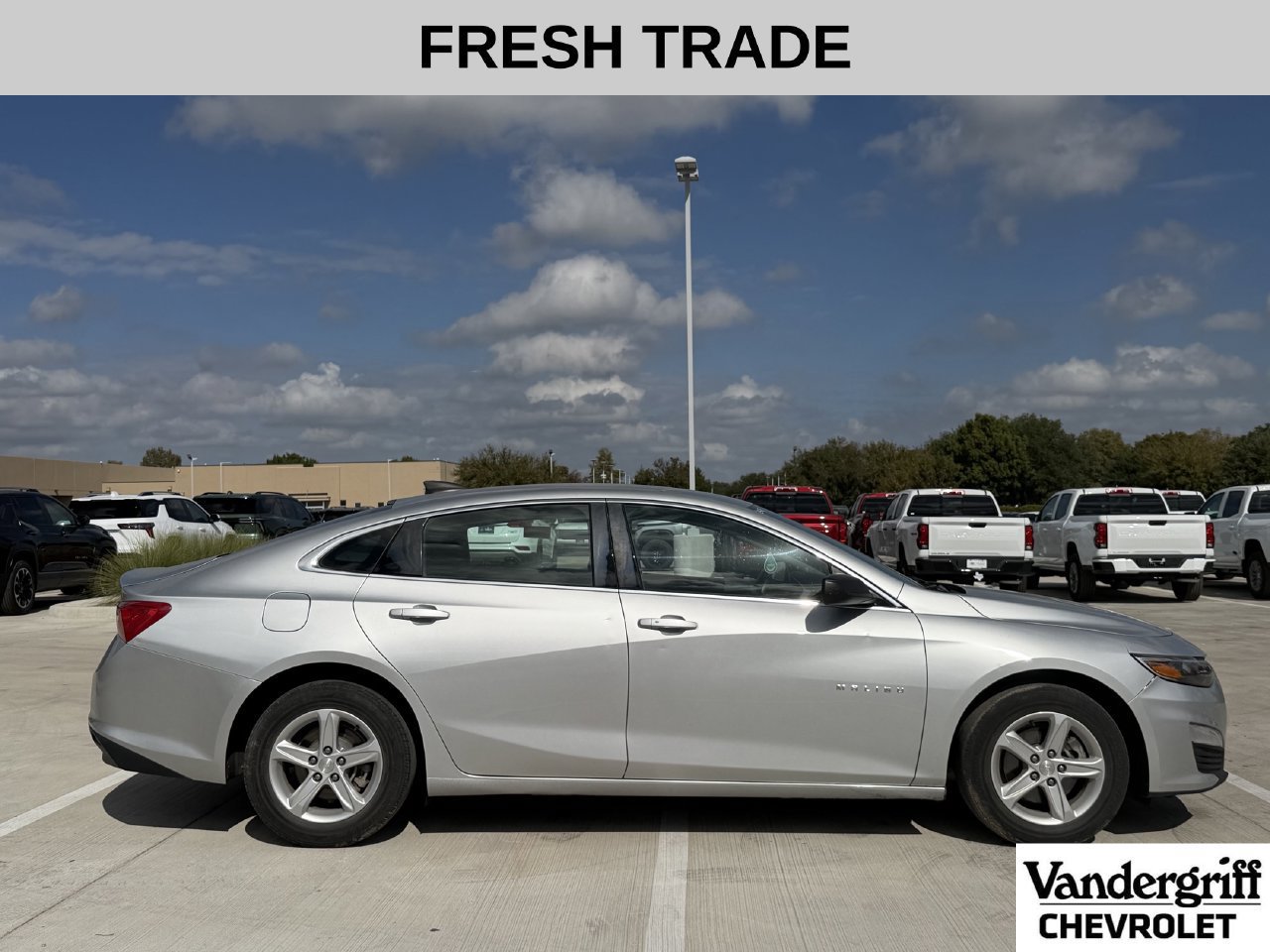 Used 2020 Chevrolet Malibu LS FWD image 3