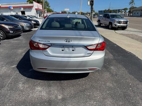 Used 2011 Hyundai Sonata Limited image 7