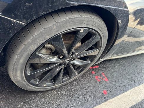 Used 2023 Nissan Maxima SR w/ Sport Mat Group image 4