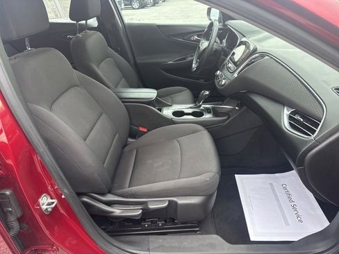 Used 2018 Chevrolet Malibu LT image 26