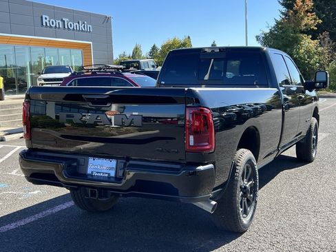 New 2025 RAM 3500 Big Horn image 7