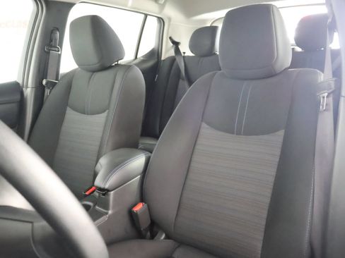 Used 2025 Nissan Leaf S FWD image 24