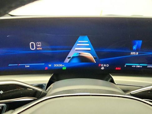 Used 2024 Cadillac Lyriq Sport image 21