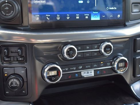 Used 2021 Ford F150 Lariat w/ Max Trailer Tow Package AWD/4WD image 28