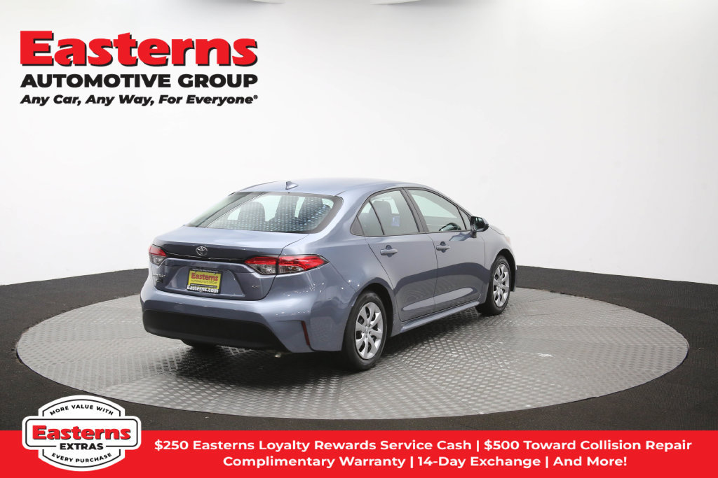 Used 2025 Toyota Corolla LE FWD image 41