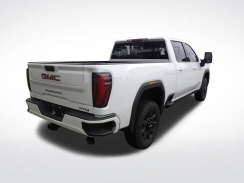 Used 2024 GMC Sierra 3500 AT4 w/ AT4 Premium Plus Package AWD/4WD image 16