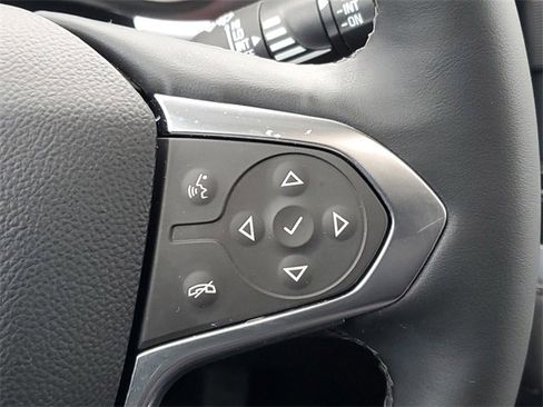 Used 2023 Chevrolet Traverse High Country image 25