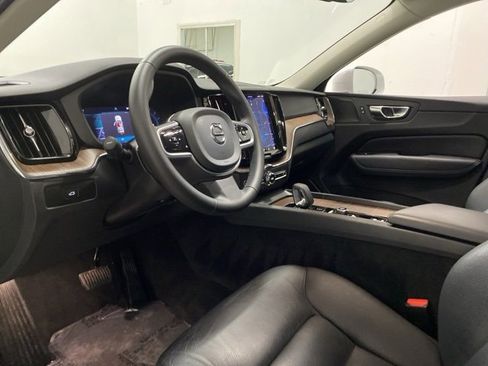 Used 2023 Volvo XC60 B5 Plus w/ Protection Package Premier image 64