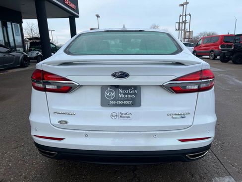 Used 2020 Ford Fusion Titanium image 7