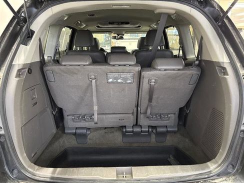 Used 2016 Honda Odyssey Touring Elite image 24