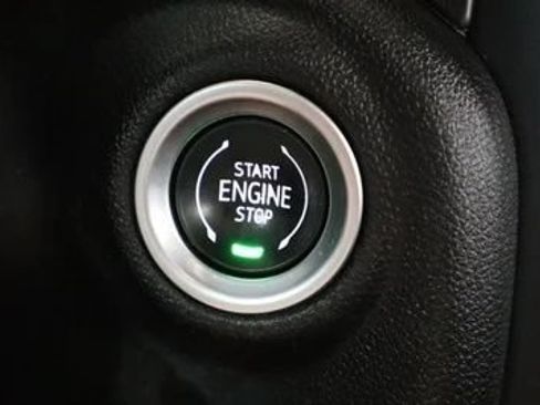 Used 2019 GMC Sierra 1500 AT4 w/ AT4 Preferred Package AWD/4WD image 23
