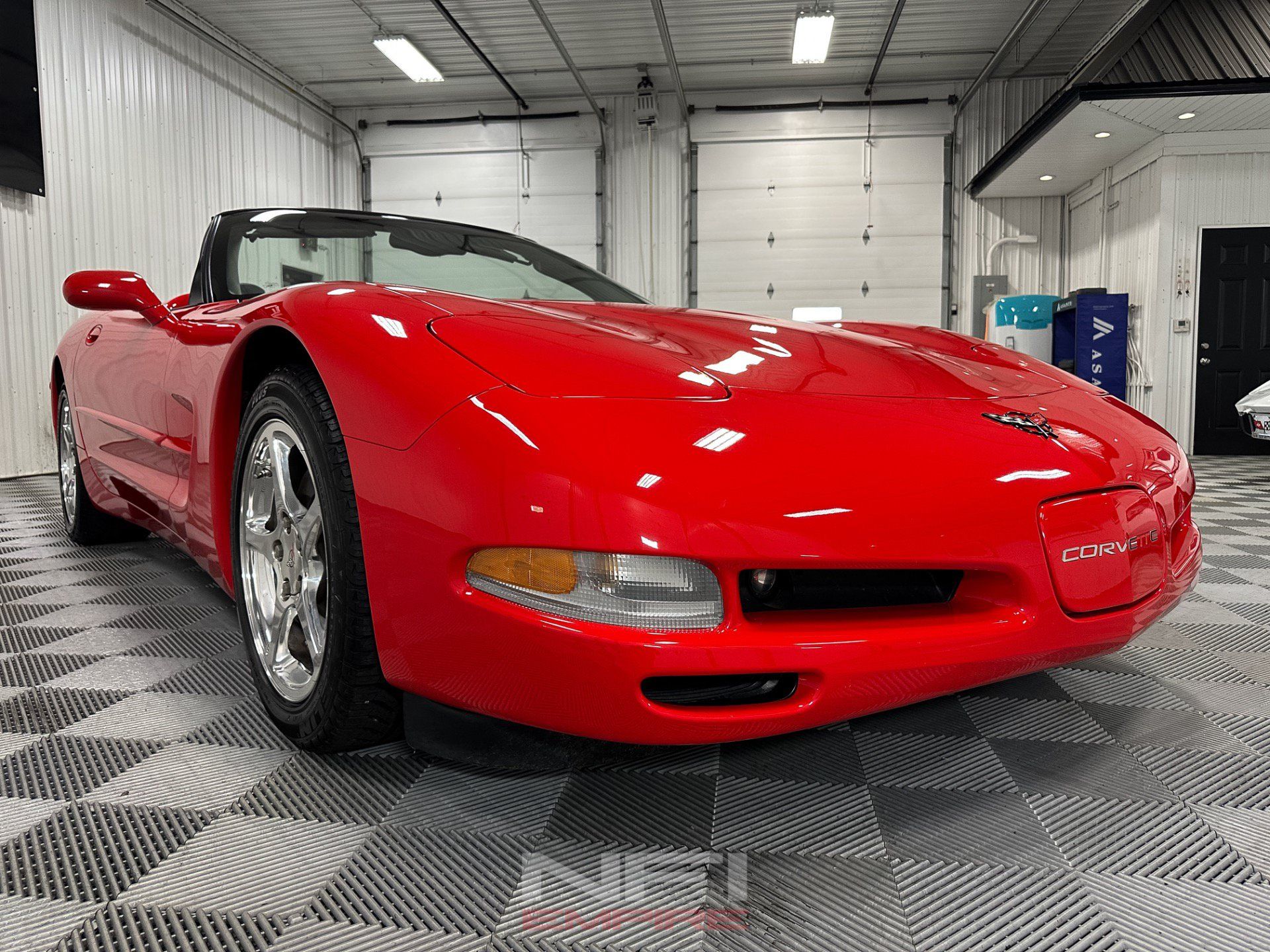 Used 2002 Chevrolet Corvette Coupe w/ Preferred Equipment Group2 RWD image 24