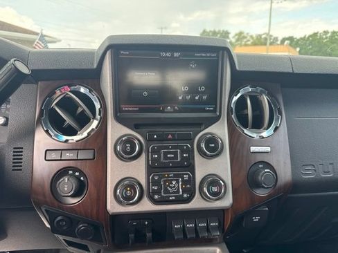 Used 2015 Ford F250 Lariat w/ Chrome Package AWD/4WD image 11