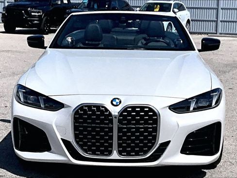 Used 2025 BMW 430i Convertible RWD image 10