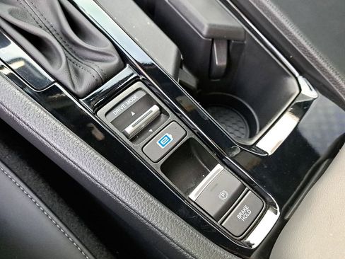 Used 2025 Honda Accord Sport image 26