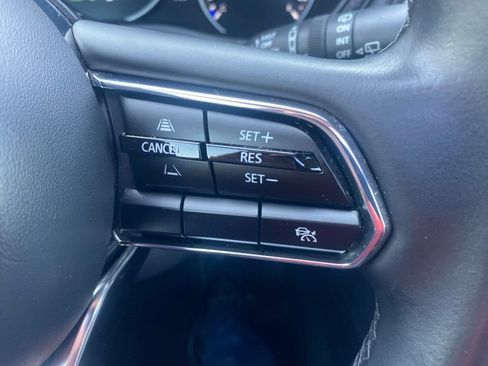 Certified 2025 MAZDA CX-70 3.3 Turbo w/ Preferred Package AWD/4WD image 9