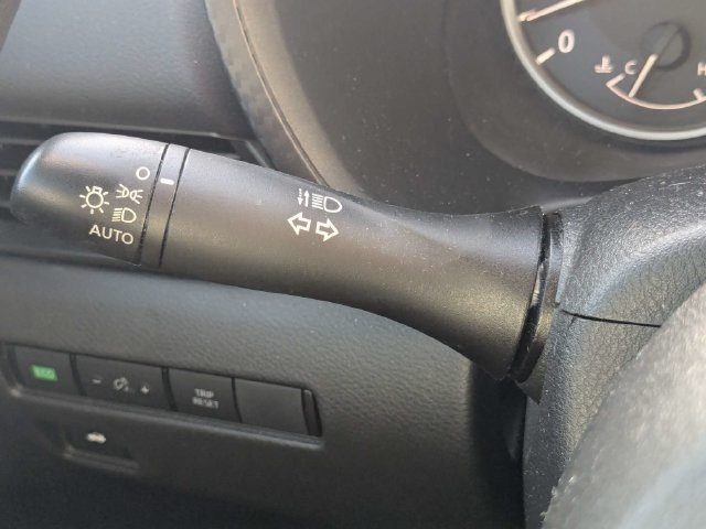 Used 2025 Nissan Sentra S FWD image 26