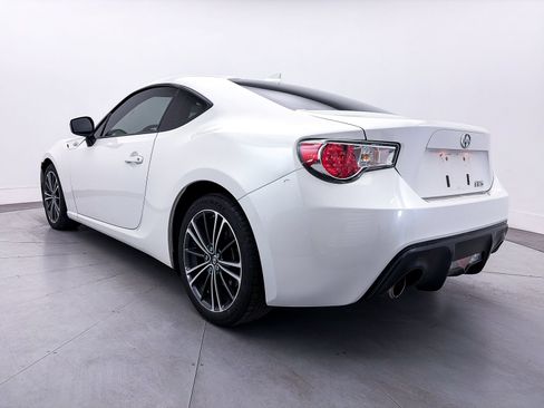 Used 2015 Scion FR-S RWD image 7