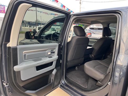 Used 2019 RAM 1500 Classic Warlock image 13