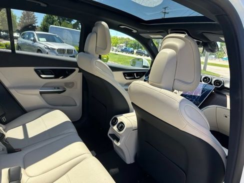 New 2026 Mercedes-Benz GLC 300 4MATIC image 19