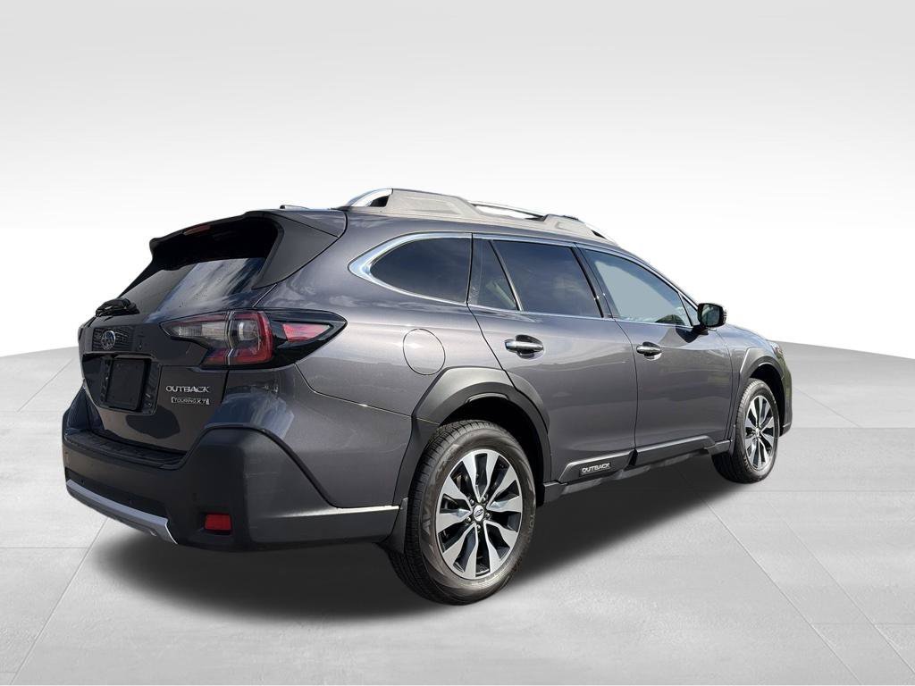 Used 2024 Subaru Outback Touring XT AWD/4WD image 16
