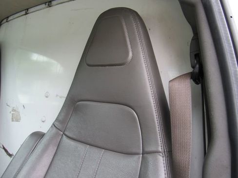 Used 2021 Chevrolet Express 3500 w/ Power Convenience Package RWD image 17