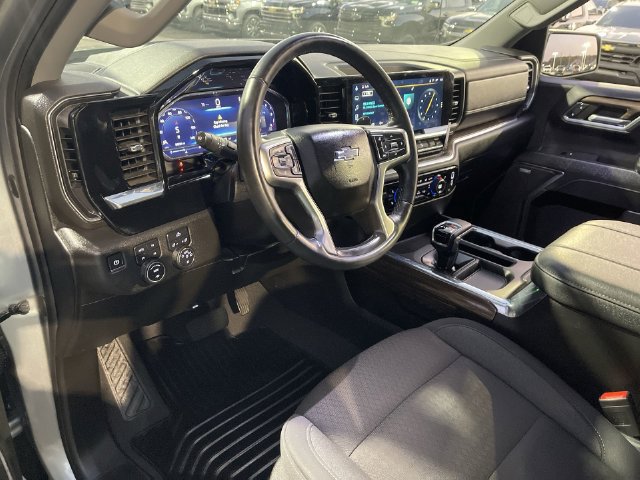Certified 2024 Chevrolet Silverado 1500 RST w/ Convenience Package II AWD/4WD image 10