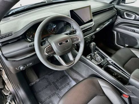 Used 2022 Jeep Compass Altitude image 2