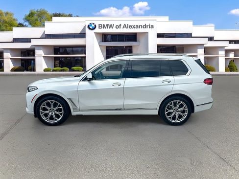 Used 2022 BMW X7 xDrive40i w/ Premium Package AWD/4WD image 4