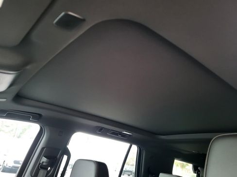 Used 2023 Chevrolet Tahoe RST w/ Luxury Package image 13