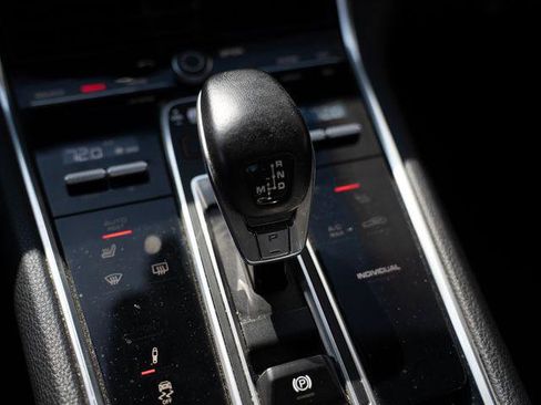 Certified 2020 Porsche Panamera 4 AWD/4WD image 27