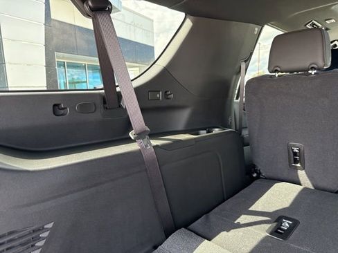 New 2026 GMC Yukon XL Elevation w/ Elevation Premium Package AWD/4WD image 17