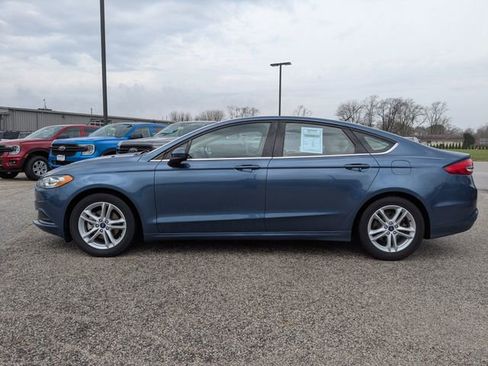 Used 2018 Ford Fusion SE w/ Fusion SE Technology Package image 21