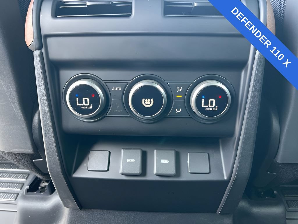 Used 2024 Land Rover Defender 110 X AWD/4WD image 47