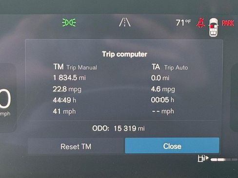 Certified 2025 Volvo XC90 B6 Plus AWD/4WD image 21