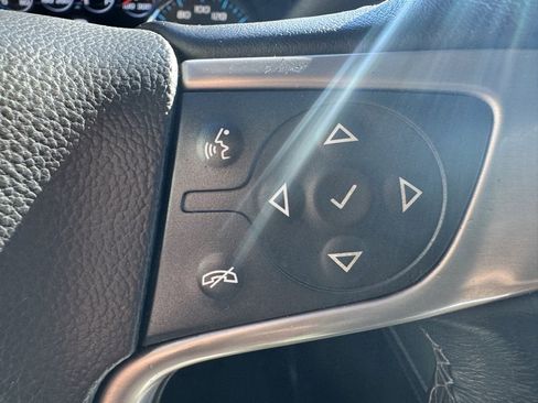 Used 2019 GMC Yukon Denali image 17