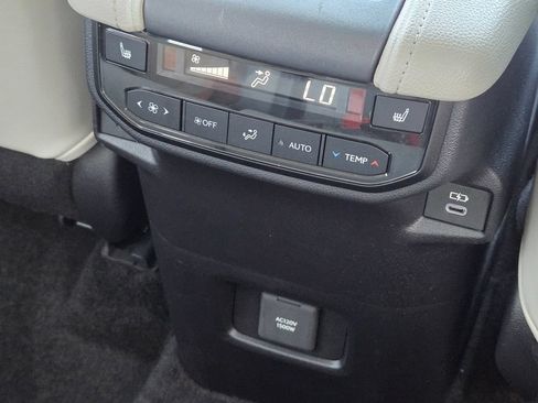 Used 2026 Toyota Grand Highlander AWD Hybrid image 36