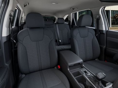 New 2026 Kia Sorento LX FWD image 15