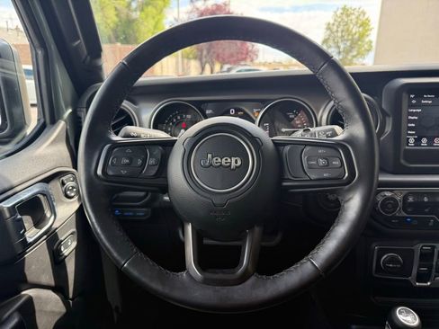 Used 2023 Jeep Wrangler Unlimited w/ Cold Weather Group AWD/4WD image 8