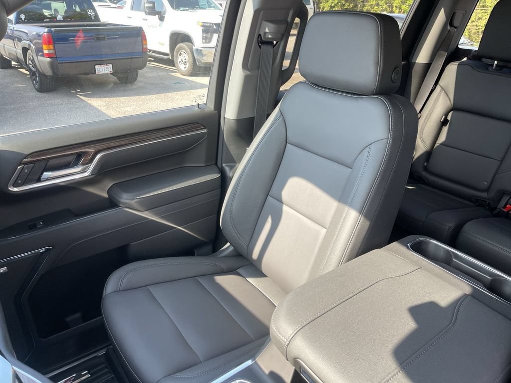 New 2026 Chevrolet Silverado 1500 RST w/ RST All Star Premium Package AWD/4WD image 24