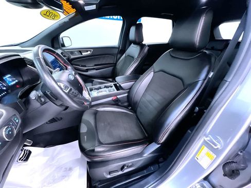 Used 2022 Ford Edge ST-Line w/ Class II Trailer Tow Package AWD/4WD image 14