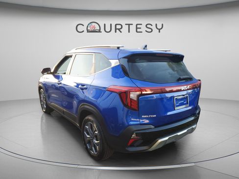 Certified 2024 Kia Seltos S image 2