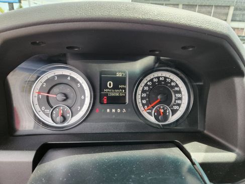 Used 2014 RAM 4500 Tradesman image 28