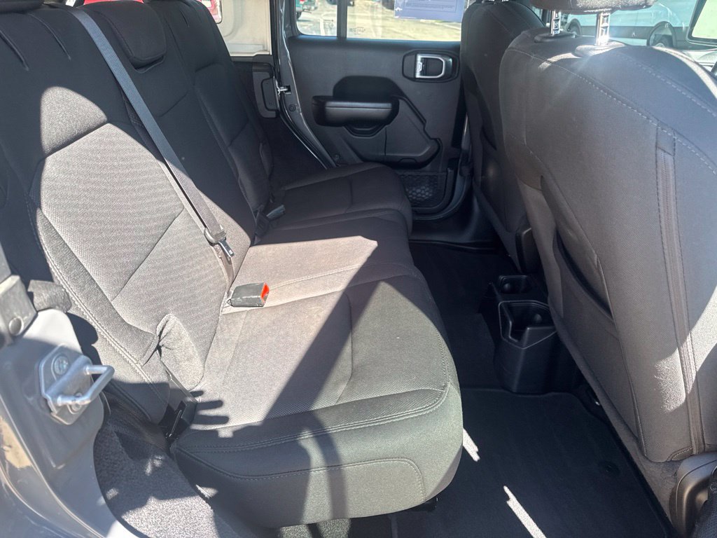 Used 2020 Jeep Wrangler Unlimited Sport S AWD/4WD image 35