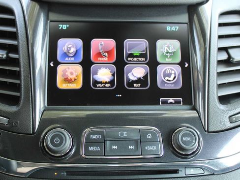 Certified 2018 Chevrolet Impala Premier w/ Premier Confidence Package FWD image 20