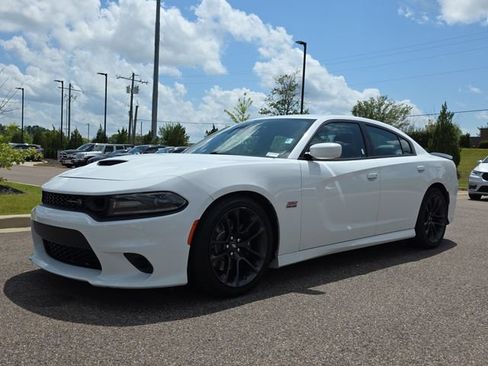 Used 2020 Dodge Charger Scat Pack w/ Plus Group RWD image 7