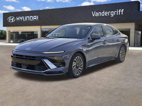 Certified 2025 Hyundai Sonata Limited image 2