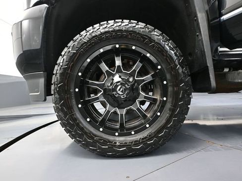 Used 2018 GMC Sierra 2500 Denali w/ Duramax Plus Package image 18