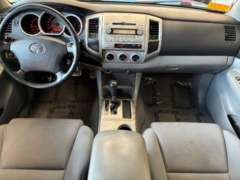 Used 2007 Toyota Tacoma PreRunner RWD image 16