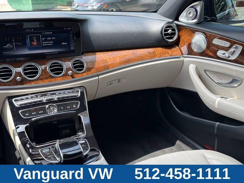 Used 2017 Mercedes-Benz E 300 4MATIC image 23